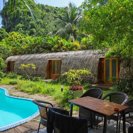 Chan Chau Catba Backpackers Hostel & Pool Bar מראה חיצוני תמונה